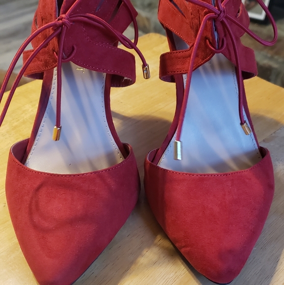 Lane Bryant Wide  Red Heels - Picture 2 of 8